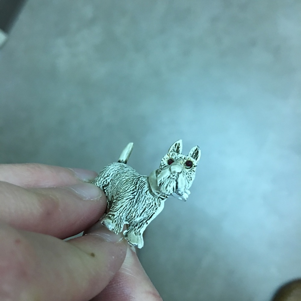 🐕 🐶 Scottie dog vintage brooch